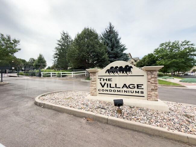 Building Photo - 6925 Ash Creek Heights