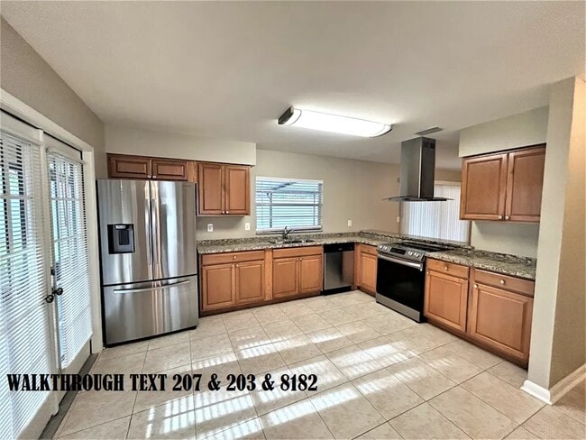 Building Photo - 540 Oak Creek Dr