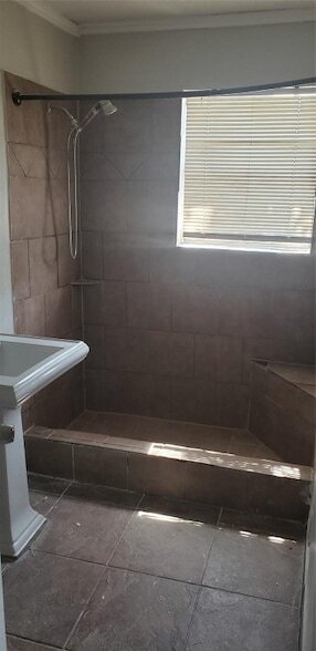 Building Photo - 912 Jennetta St