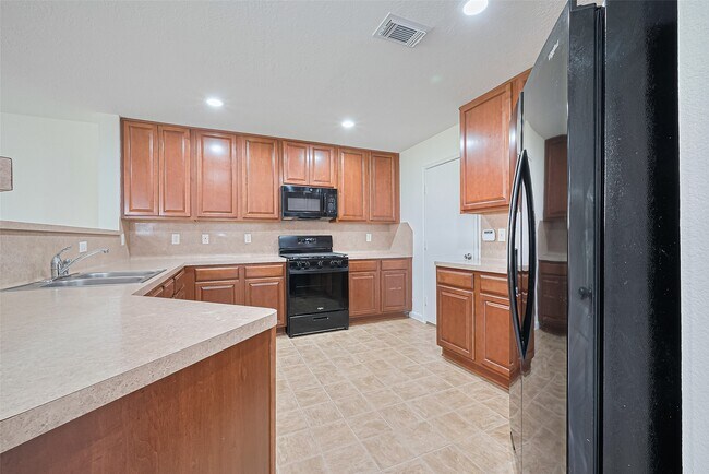Building Photo - 7734 Pasture Bend Ln