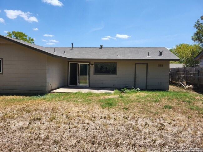 Building Photo - 9415 Quicksilver Dr