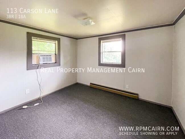 Building Photo - Three Bedrooms, One Bath Off Rt 130
