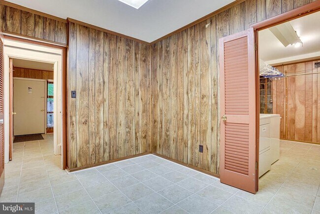 Building Photo - 4771 Parkman Ct