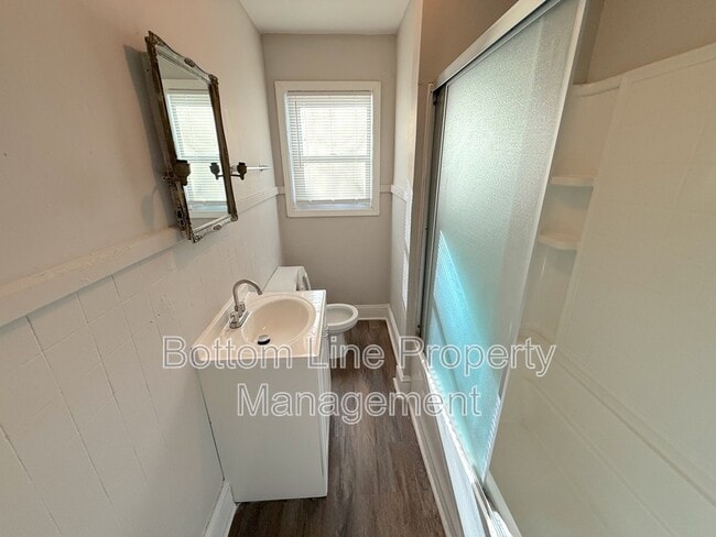 Building Photo - 8322 Viola Dr