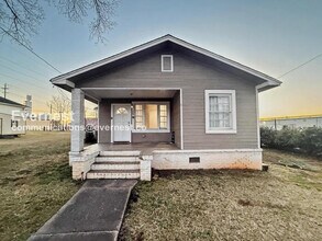 Building Photo - 908 37th St N