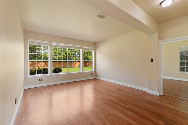 Building Photo - 2011 Teasbend Ln