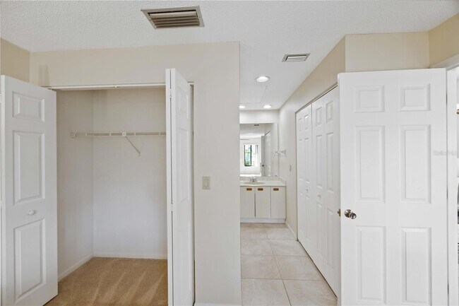 Building Photo - 5370 Myrtle Wood