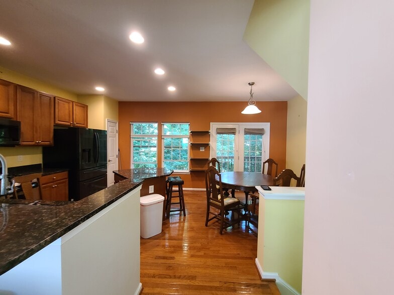 kitchen and dining area - 832 Rock Creek Rd