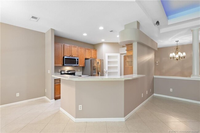 Building Photo - 4633 NW Red Maple Dr