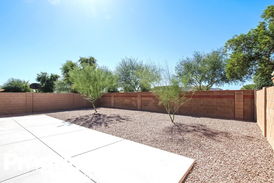 Building Photo - 372 S 151st Ave