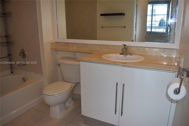 Building Photo - 325 S Biscayne Blvd
