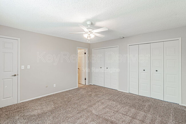 Building Photo - 14129 E Warren Pl