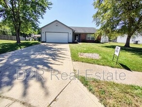 Building Photo - 1121 Branigin Creek Ct