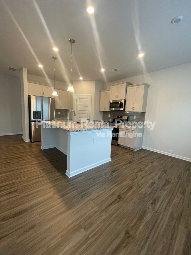 Building Photo - 350 Cranston Dr