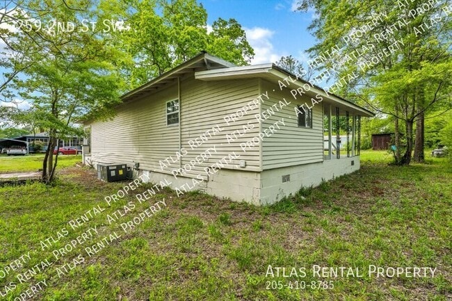 Building Photo - 259 2nd St NE