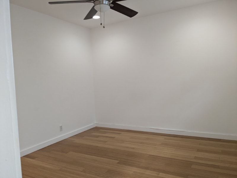 Building Photo - 254 3rd Ave
