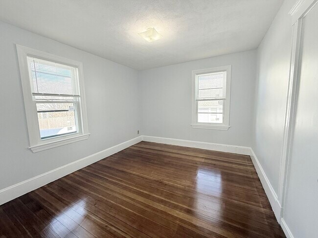 Building Photo - 204 Farrington St