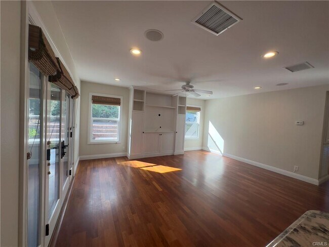 Building Photo - 28836 Aloma Ave