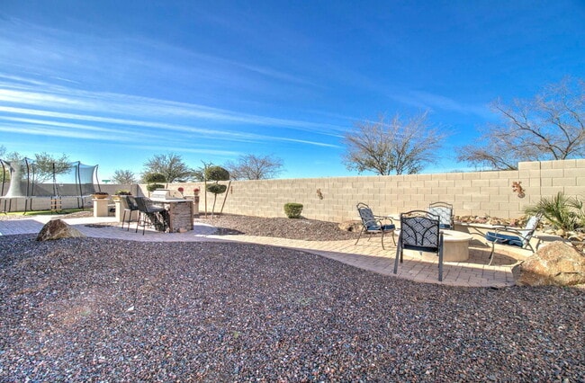 Building Photo - 5316 N 186th Dr