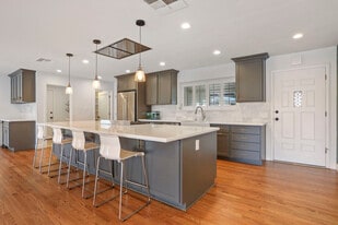 Building Photo - 1177 Fay Cir