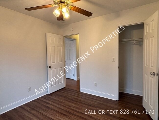 Building Photo - 9 Spruce Shade Ct