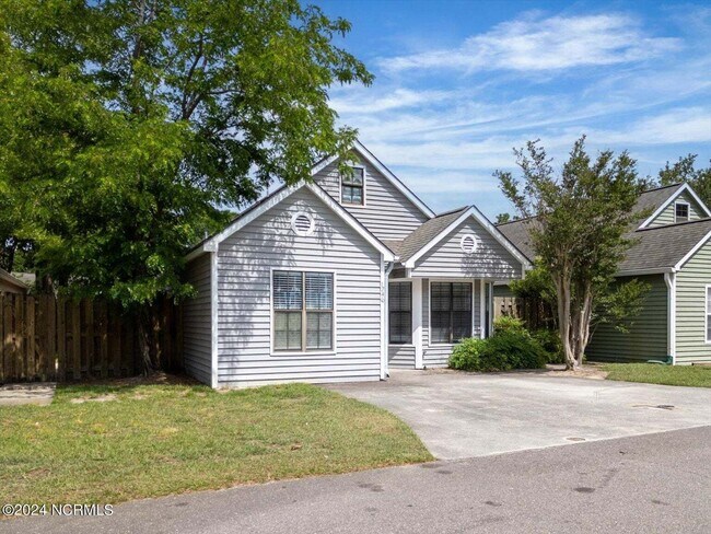 Building Photo - Like new home for rent - Completely renovated - 3-Bed, 2-Bath Home