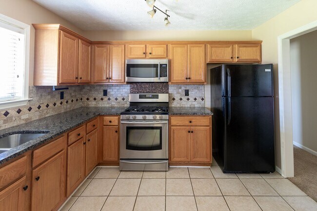 Building Photo - Home for rent in Prattville