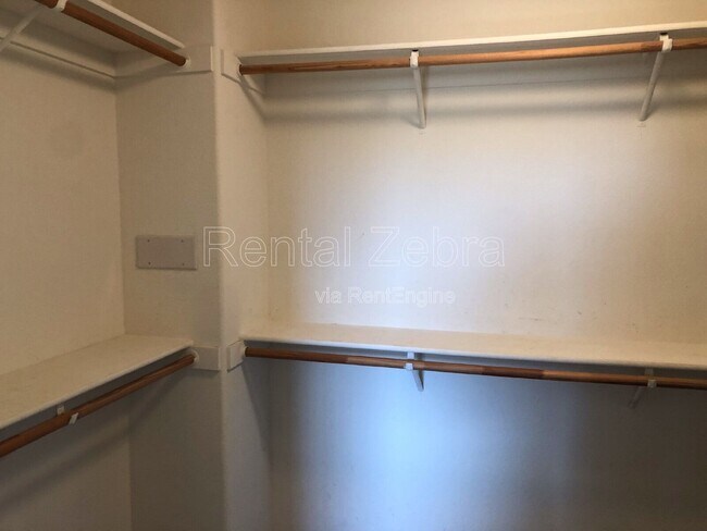 Building Photo - 2348 Tedeschi Dr