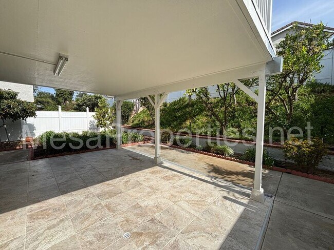 Building Photo - 20815 E Rocky Point Ln