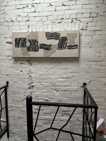 Building Photo - 1107 6th St NE