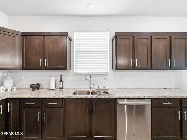 Building Photo - 1664 Sam Dominguez