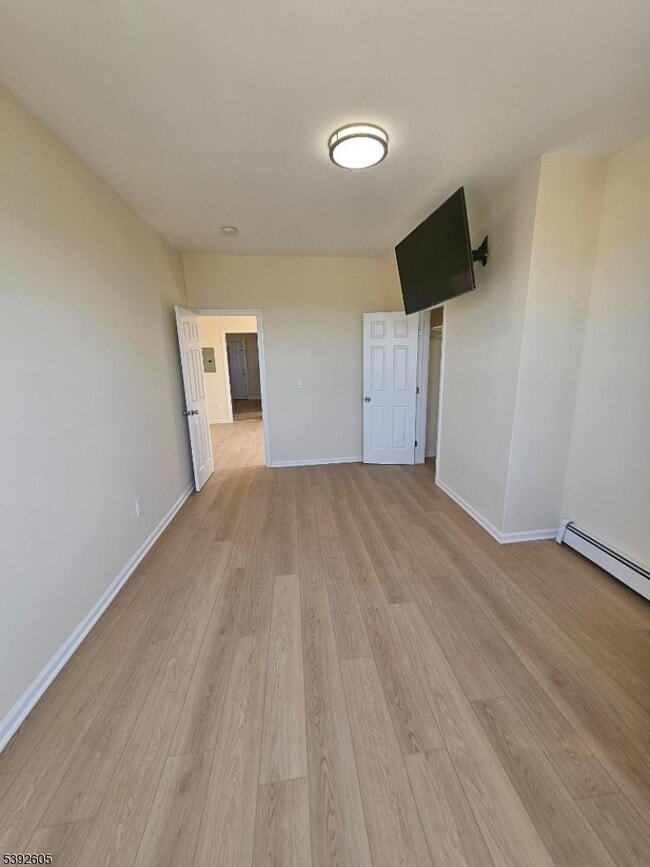 Building Photo - 372 Bergen St