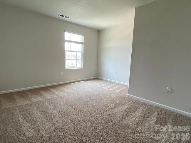 Building Photo - 216 Caffee Dr