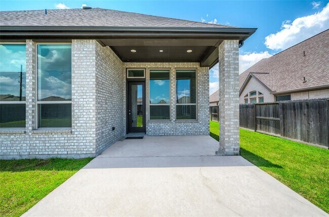 Building Photo - 30218 Indigo Falls Dr