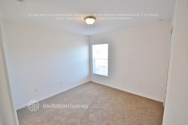 Building Photo - 12257 S Bridge Terrace