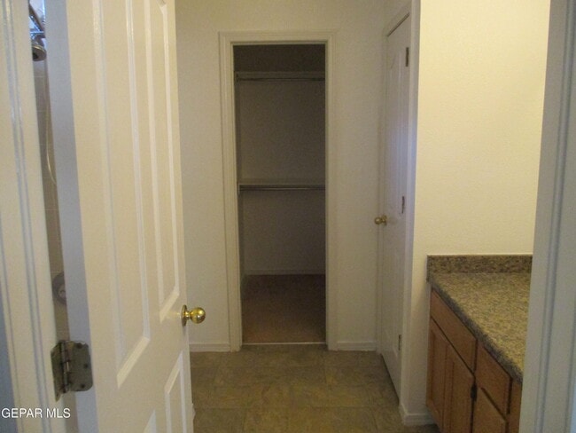 Building Photo - 11957 Mesquite Rock Dr