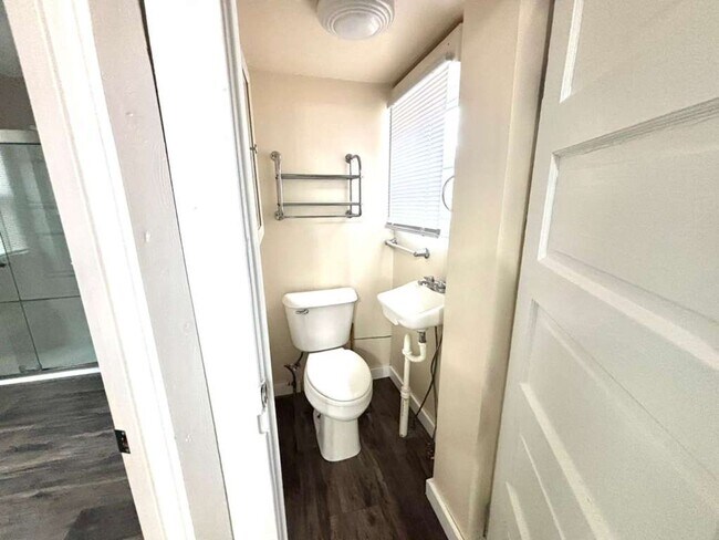 Building Photo - 6407 Dibble Ave