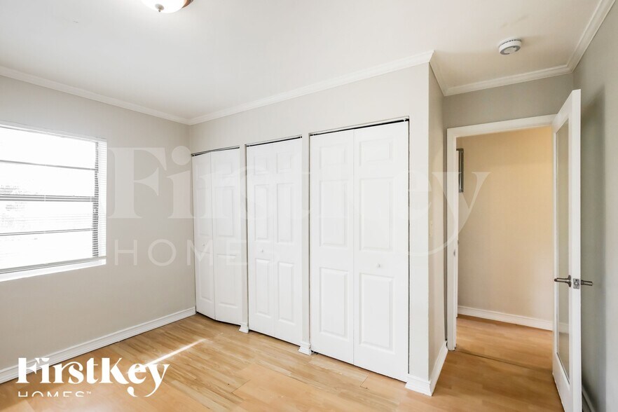 Building Photo - 1014 NW 15th St