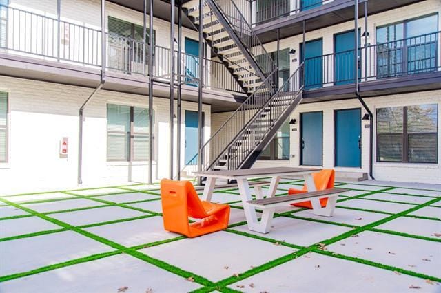 Building Photo - 606 N Marsalis Ave