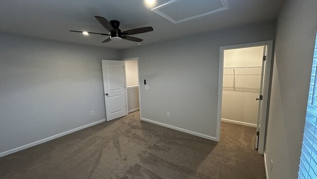 Building Photo - 210 Timber Fls Dr