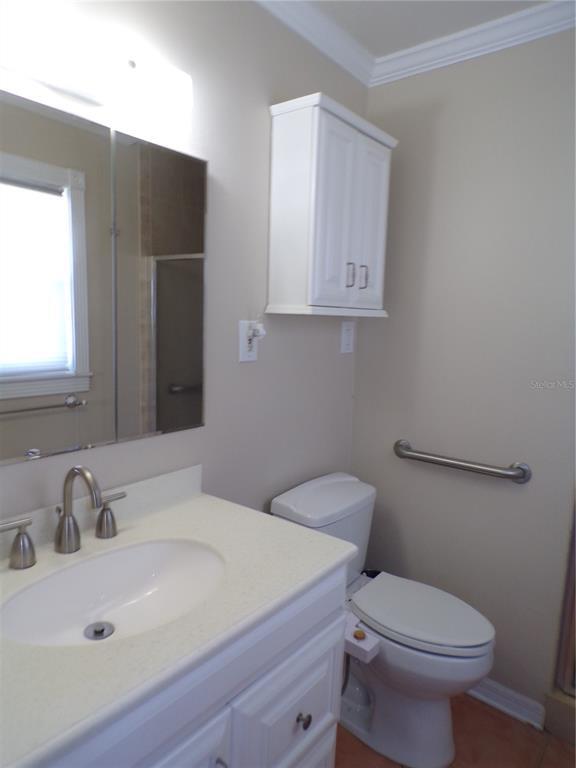 Building Photo - 270 Belaire Ct
