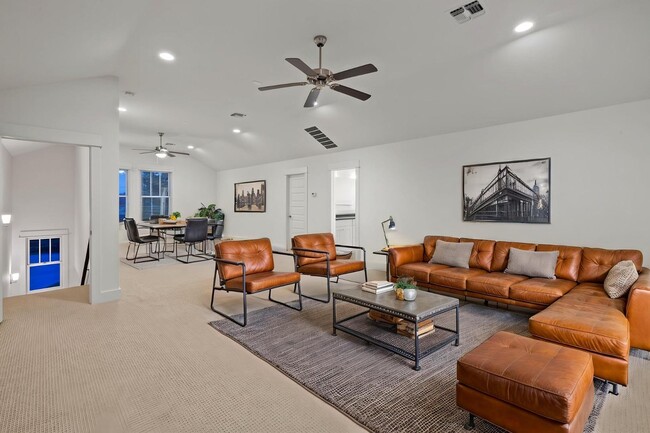 Building Photo - 2217 Seabiscuit Cv