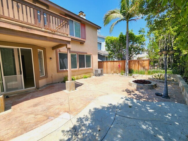 Building Photo - 7912 Hampshire Rd