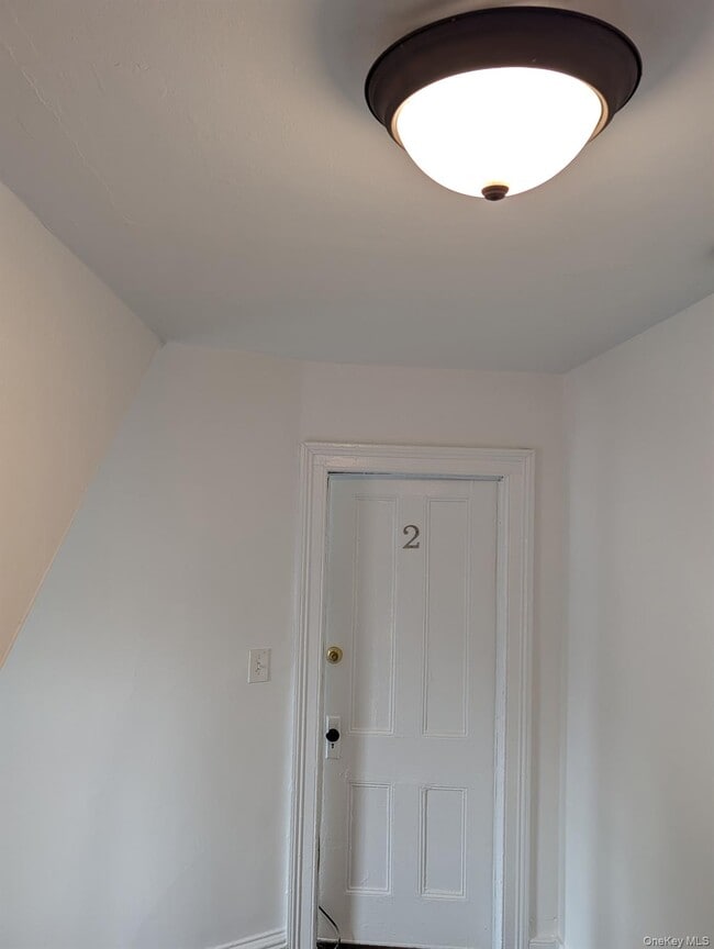 Building Photo - 250 Main St