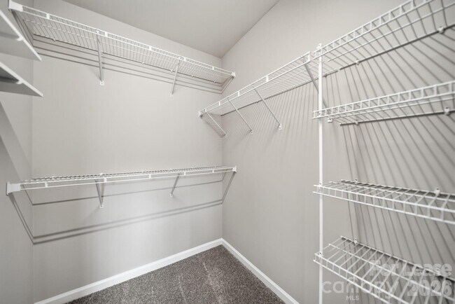 Building Photo - 514 Turning Leaf Way