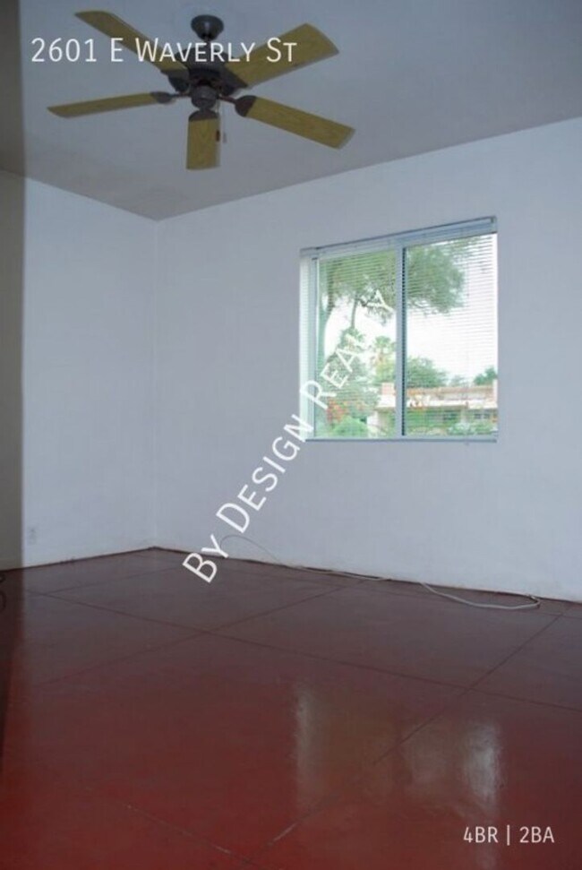 Building Photo - Blenman-Elm 4 Bed 2 Bath - Reserve NOW for March 2026 or Later