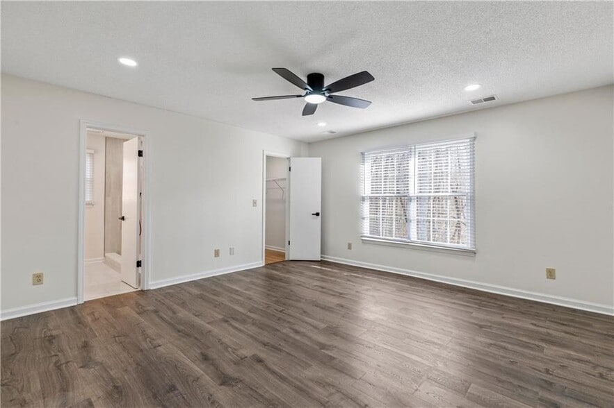 Building Photo - 2095 Uniwattee Trail SE