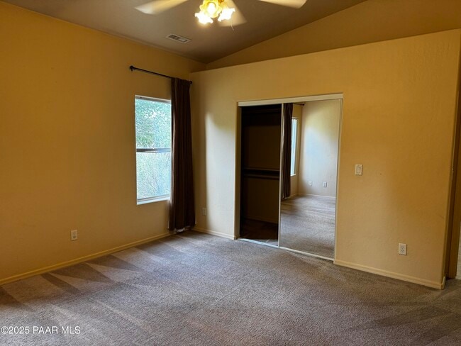 Building Photo - 6830 E Sandhurst Dr