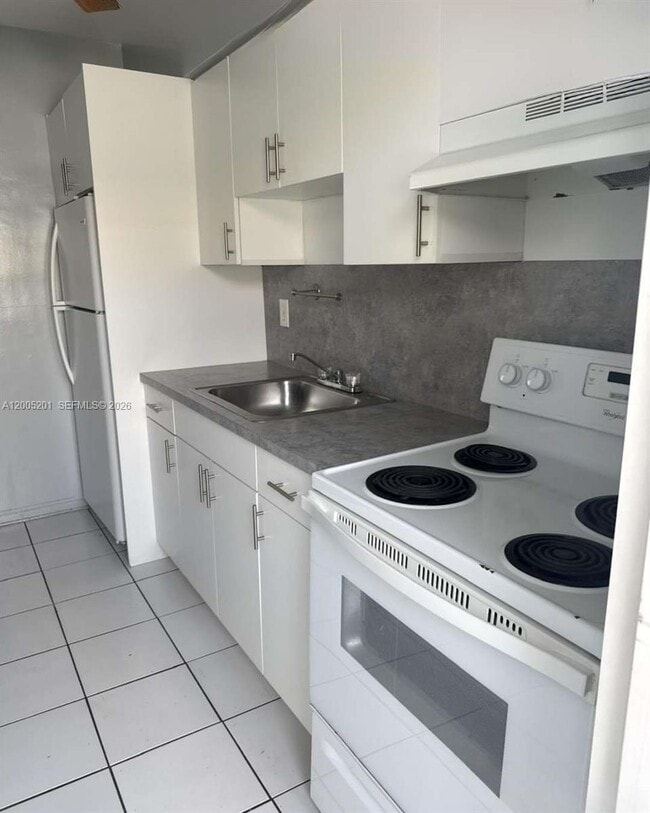 Building Photo - 1610 Liberty St