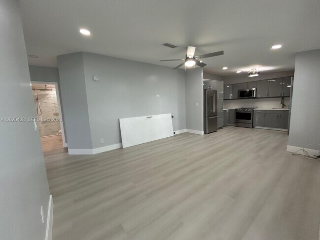 Building Photo - 740 NW 219th Ave